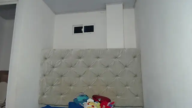 Snapshot of Melody_phillips2 chatting on 12, 9, 2025 Melody phillips2 online show from 12, 9, 2025