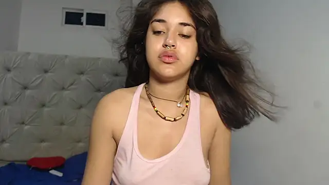 Snapshot of Melody_phillips2 chatting on 10, 10, 2025 Melody phillips2 online show from 10, 10, 2025