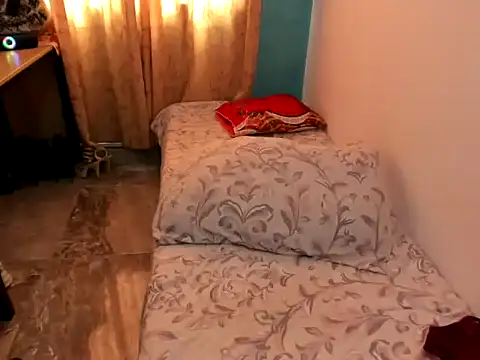 MonicaGarcia  online show from 7, 1, 2025