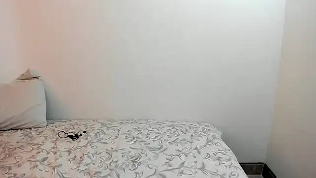 MonicaGarcia  online show from 20, 2, 2025