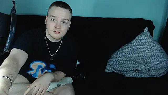 Snapshot of axxxturel chatting on 5, 1, 2025 axxxturel online show from 5, 1, 2025