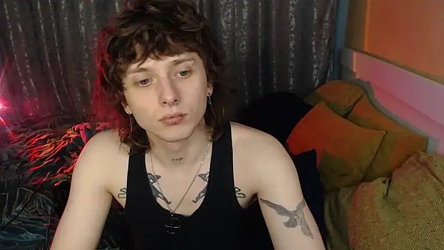 Snapshot of axxxturel chatting on 2, 12, 2025 axxxturel online show from 2, 12, 2025