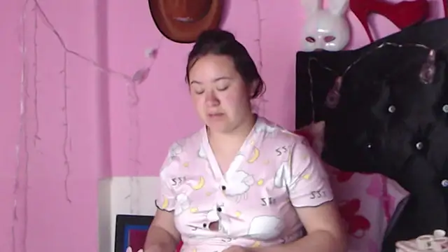 NikkiRous  online show from 25, 1, 2025