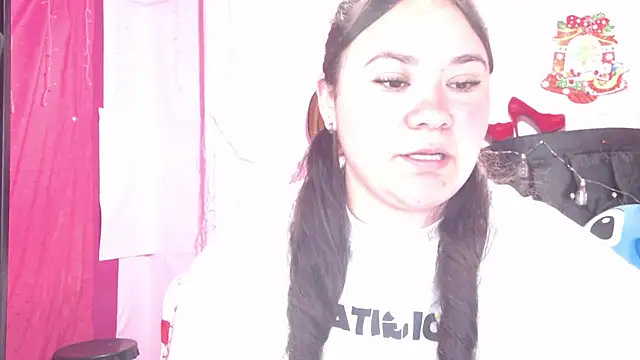 NikkiRous  online show from 24, 2, 2025