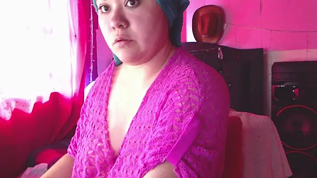 NikkiRous  online show from 2, 6, 2026