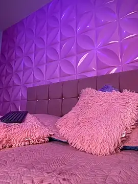 Snapshot of Ema_azel chatting on 19, 12, 2024 Ema azel online show from 19, 12, 2024