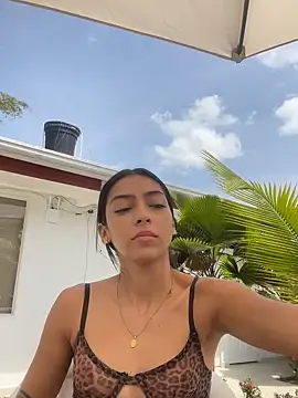 Snapshot of Ema_azel chatting on 14, 1, 2025 Ema azel online show from 14, 1, 2025