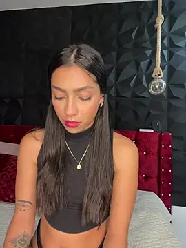 Snapshot of Ema_azel chatting on 5, 12, 2025 Ema azel online show from 5, 12, 2025