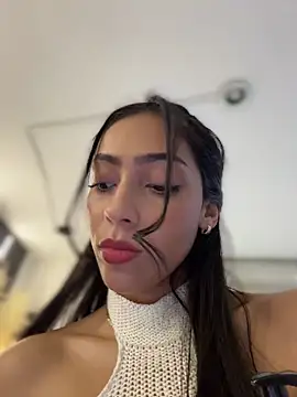 Ema azel online show from 10, 4, 2026