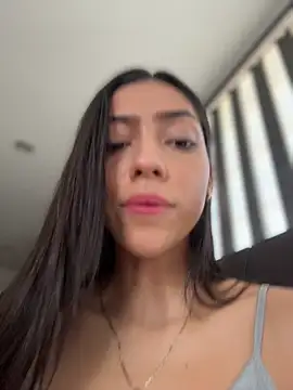 Ema azel online show from 19, 4, 2026