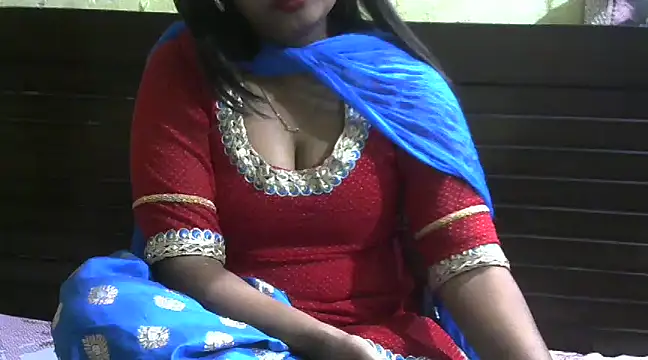 Snapshot of Im_Cute chatting on 14, 2, 2025 Im Cute online show from 14, 2, 2025