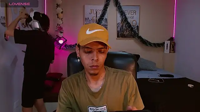 Snapshot of KokoAndRin chatting on 16, 12, 2024 KokoAndRin online show from 16, 12, 2024