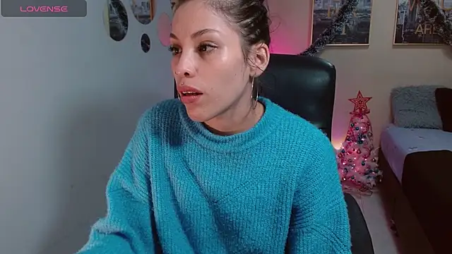 Snapshot of KokoAndRin chatting on 18, 12, 2024 KokoAndRin online show from 18, 12, 2024