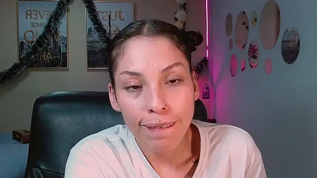 Snapshot of KokoAndRin chatting on 20, 12, 2024 KokoAndRin online show from 20, 12, 2024