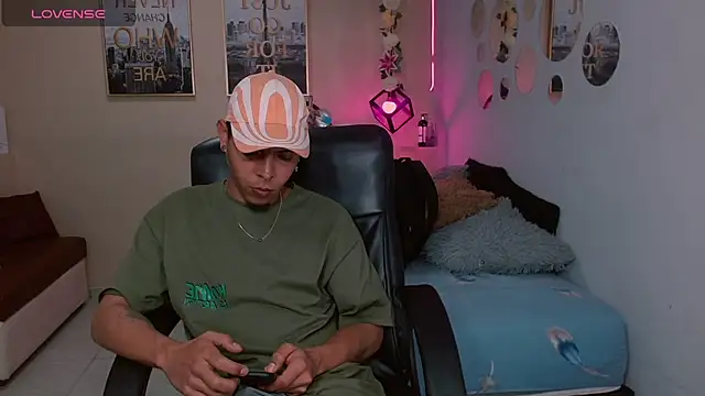 Snapshot of KokoAndRin chatting on 18, 1, 2025 KokoAndRin online show from 18, 1, 2025