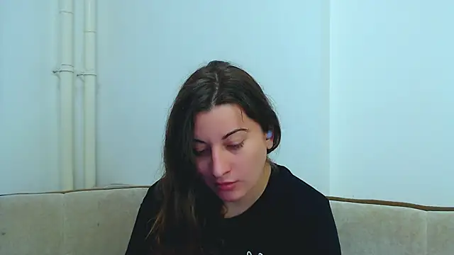 Helen Adams  online show from 6, 3, 2025