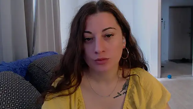 Helen Adams  online show from 9, 7, 2026