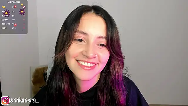 Snapshot of annie_mora chatting on 23, 2, 2025 annie mora online show from 23, 2, 2025