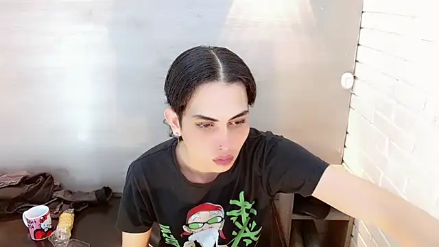 Daniela Pink  online show from 21, 9, 2025