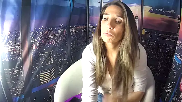 SarahStarr2020 online show from 10, 11, 2025