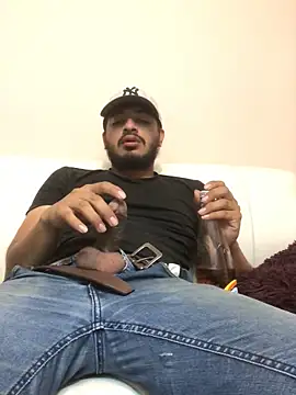 Snapshot of StripArt_ chatting on 7, 11, 2025 StripArt online show from 7, 11, 2025