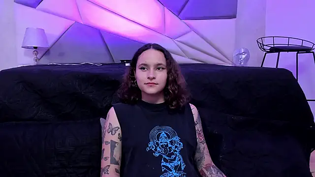 AnnyThompson  online show from 28, 12, 2024