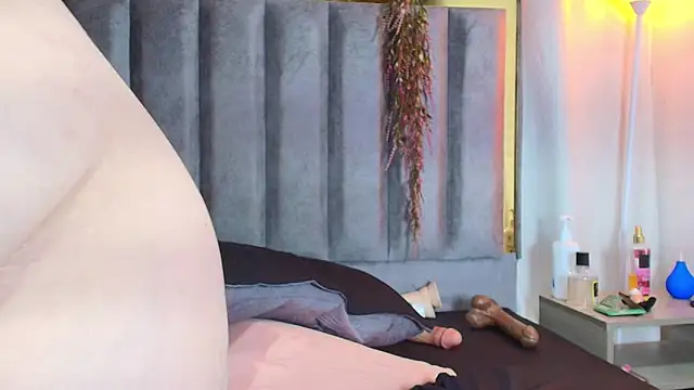 Snapshot of Zoe_Curvy chatting on 14, 2, 2026 Zoe Curvy online show from 14, 2, 2026