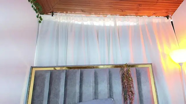 Snapshot of Zoe_Curvy chatting on 16, 2, 2026 Zoe Curvy online show from 16, 2, 2026