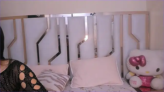 TifanyChill online show from 28, 11, 2025