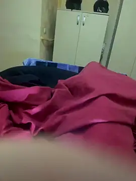 Snapshot of Sotka13 chatting on 11, 11, 2025 Sotka13 online show from 11, 11, 2025