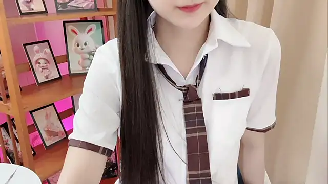 KaleAnisa online show from 6, 4, 2026