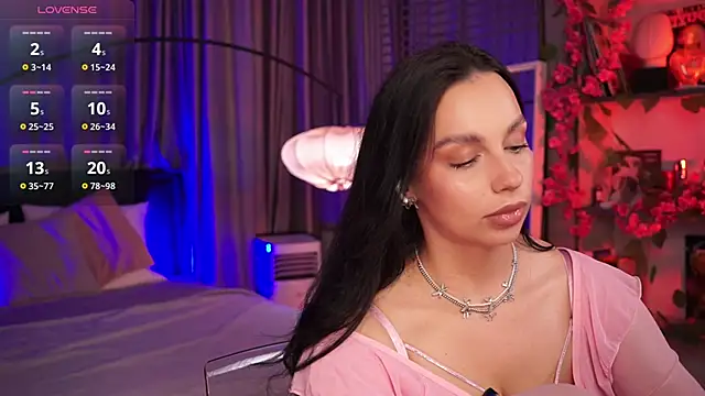 LunaNight online show from 12, 9, 2025