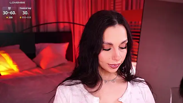 LunaNight online show from 17, 2, 2026