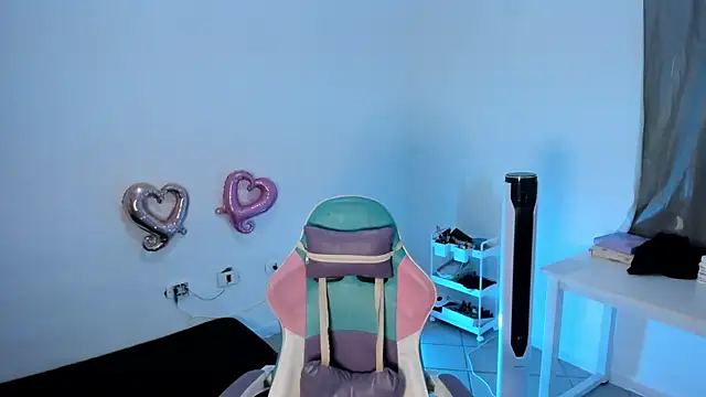 Snapshot of WandaDoll chatting on 17, 2, 2025 WandaDoll online show from 17, 2, 2025