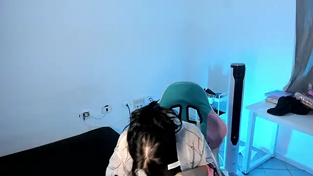 Snapshot of WandaDoll chatting on 21, 2, 2025 WandaDoll online show from 21, 2, 2025