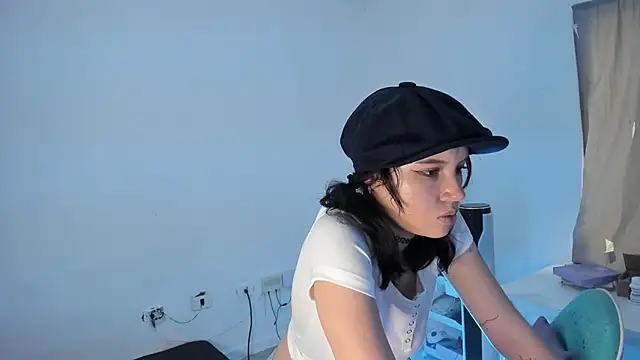 Snapshot of WandaDoll chatting on 25, 2, 2025 WandaDoll online show from 25, 2, 2025