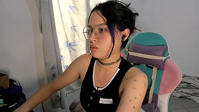 Snapshot of WandaDoll chatting on 2, 3, 2025 WandaDoll online show from 2, 3, 2025