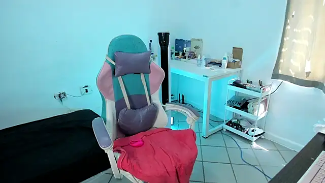 Snapshot of WandaDoll chatting on 17, 3, 2025 WandaDoll online show from 17, 3, 2025