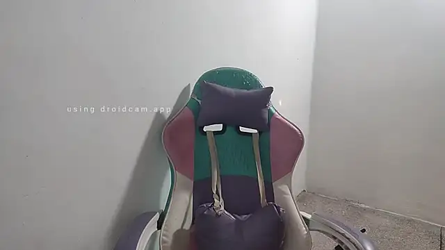 Snapshot of WandaDoll chatting on 8, 10, 2025 WandaDoll online show from 8, 10, 2025