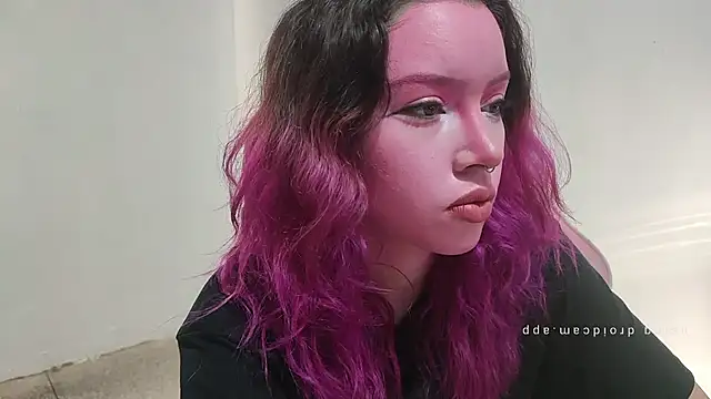 Snapshot of WandaDoll chatting on 28, 11, 2025 WandaDoll online show from 28, 11, 2025