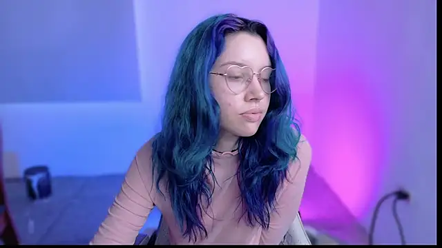 WandaDoll online show from 18, 4, 2026