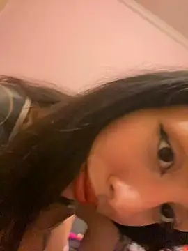 Snapshot of plantitasuwu chatting on 19, 1, 2025 plantitasuwu online show from 19, 1, 2025