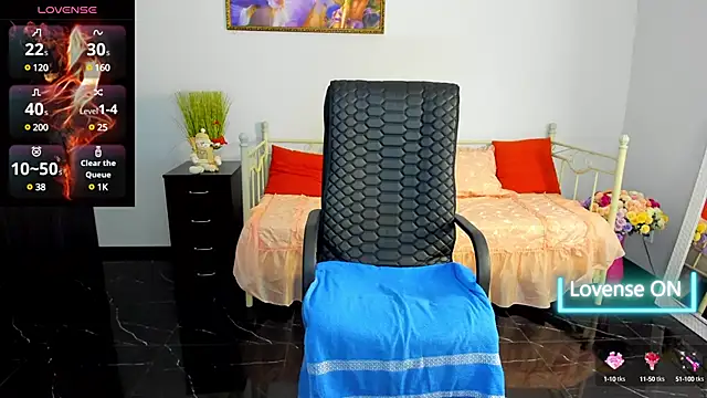 Julia Dean online show from 7, 2, 2025