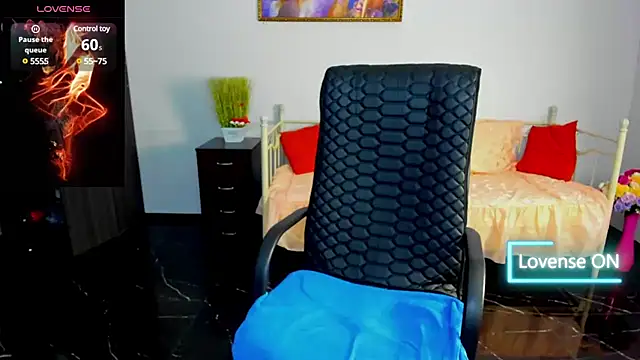 Julia Dean online show from 18, 3, 2025