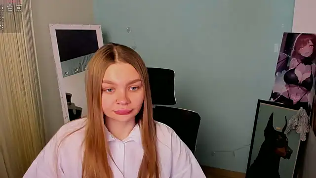 Molly sweetie online show from 4, 1, 2025