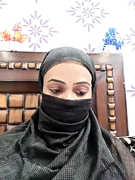 Snapshot of Yours-Bebo chatting on 10, 1, 2025 Yours-Bebo online show from 10, 1, 2025