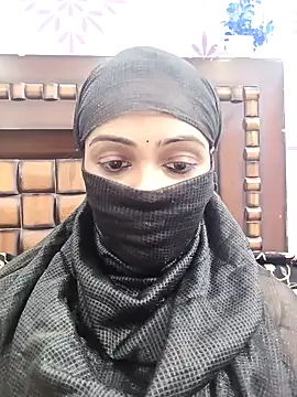 Snapshot of Yours-Bebo chatting on 19, 1, 2025 Yours-Bebo online show from 19, 1, 2025