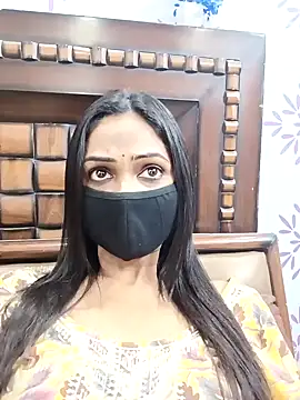 Snapshot of Yours-Bebo chatting on 28, 1, 2025 Yours-Bebo online show from 28, 1, 2025