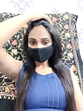 Snapshot of Yours-Bebo chatting on 2, 3, 2025 Yours-Bebo online show from 2, 3, 2025