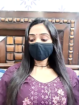 Snapshot of Yours-Bebo chatting on 28, 9, 2025 Yours-Bebo online show from 28, 9, 2025